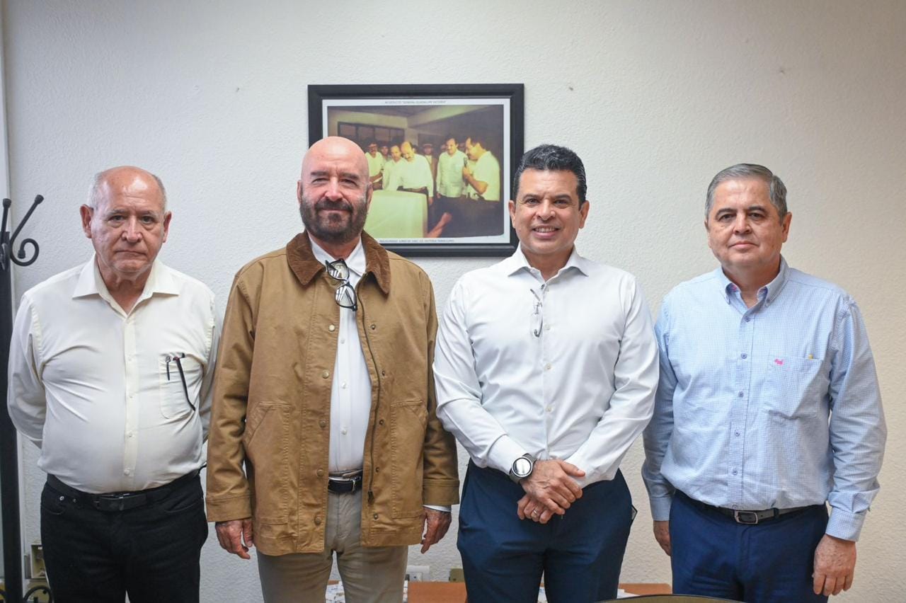 Comienzan nombramientos de equipo externo a Lalo Gattás
