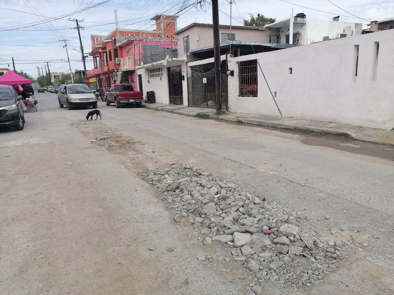 Hacen neolaredenses la chamba a las autoridades municipales