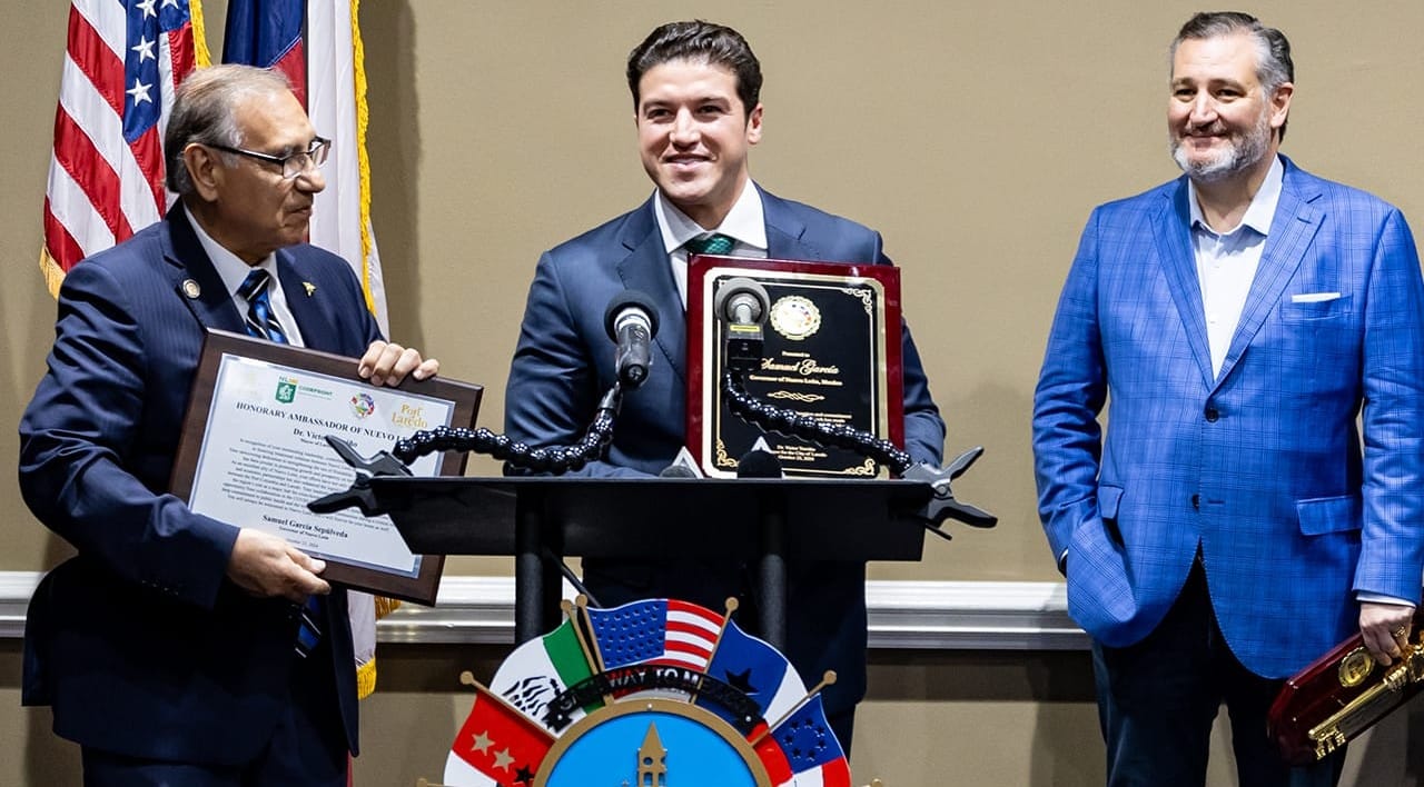 Treviño da la espalda a Carmen Lilia…