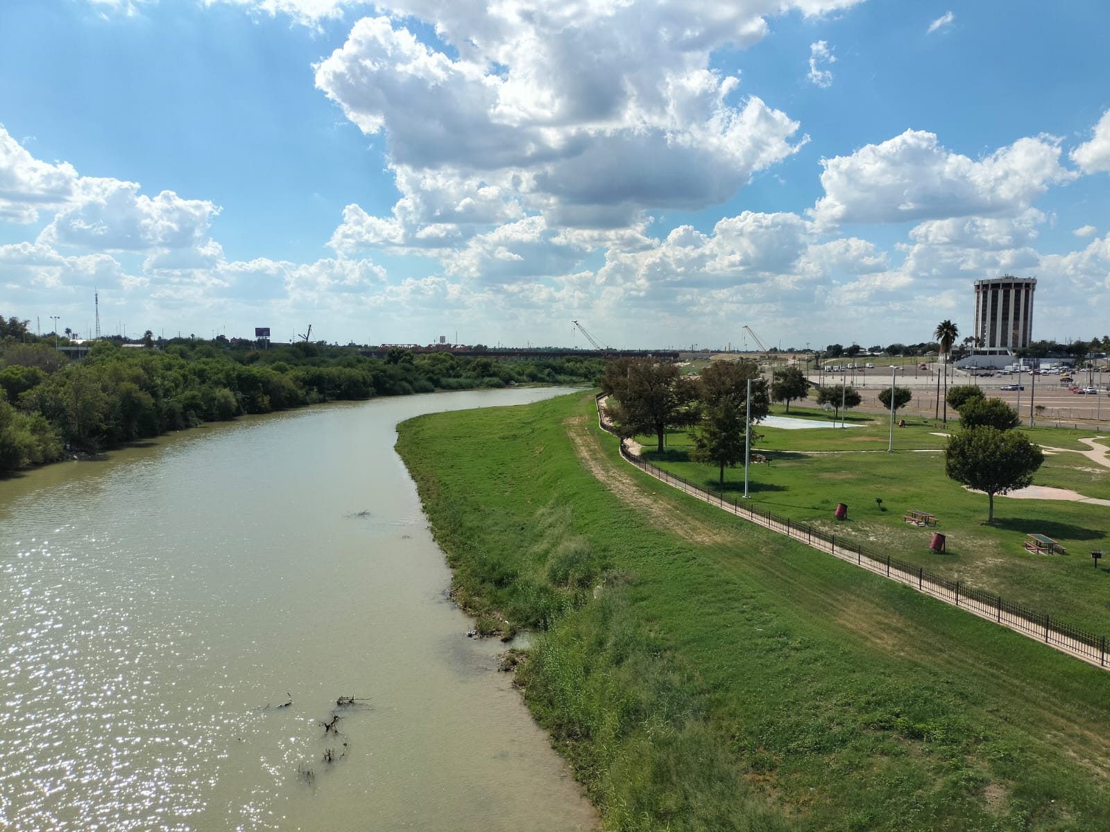 Signan acuerdo por agua del Río Bravo