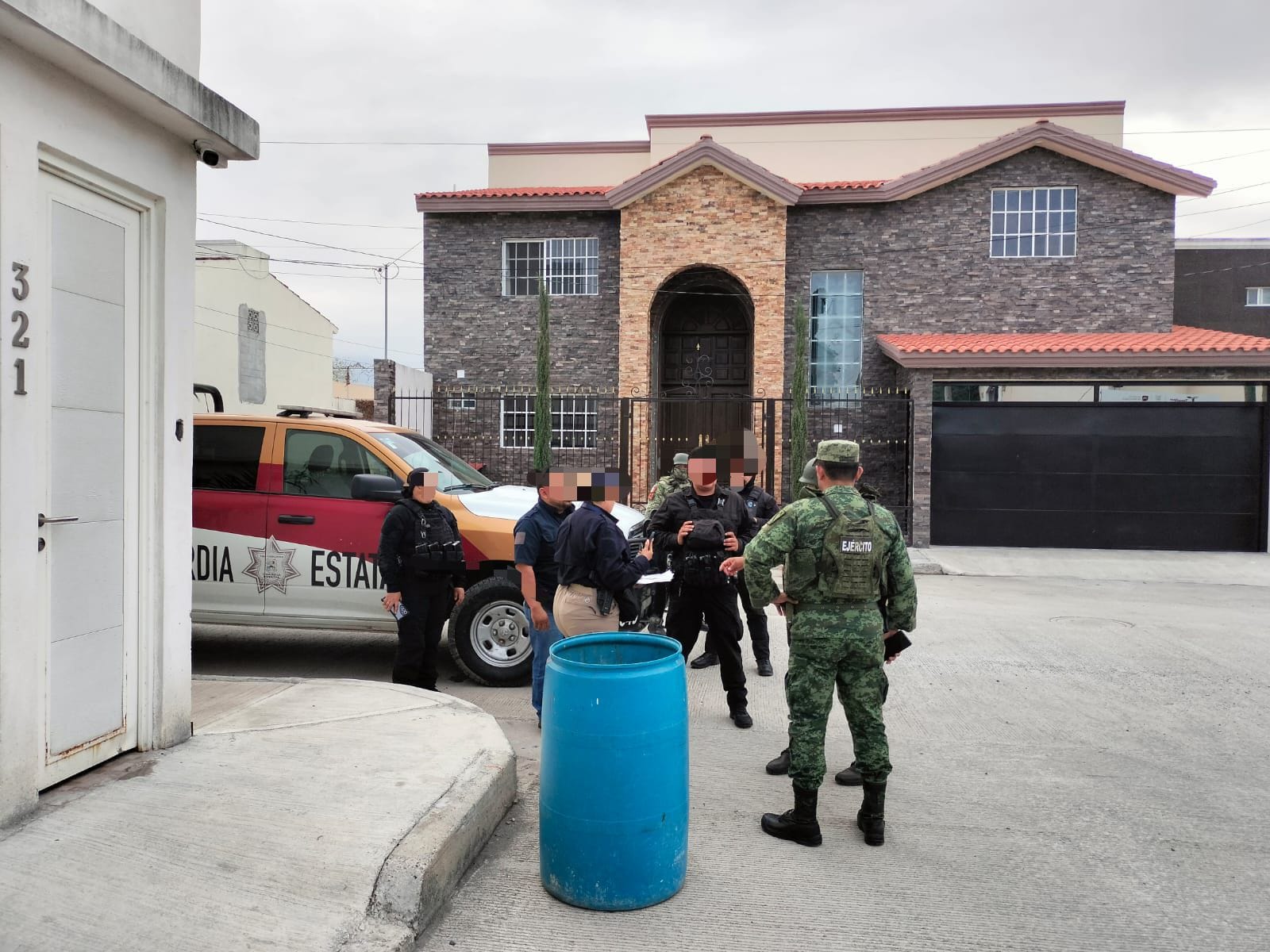 Realizan cateo por investigación