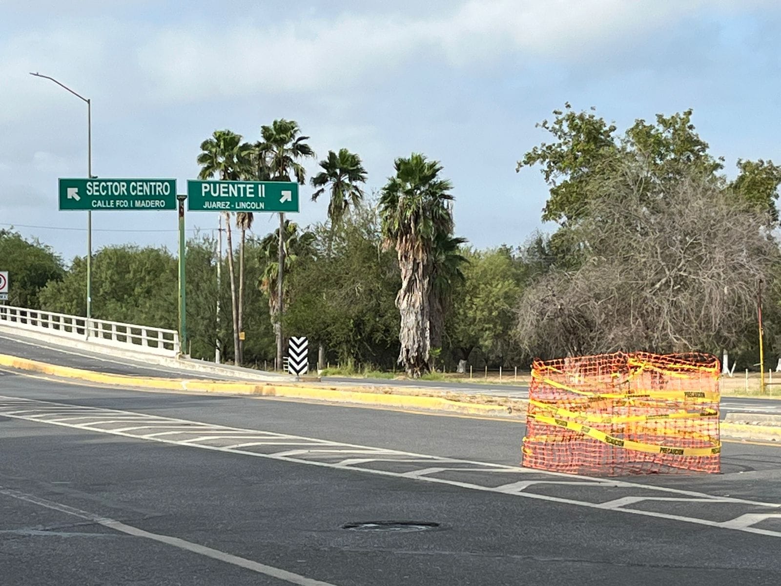 Persisten fallas en vialidades clave pese a supuesta millonaria inversión en obra pública