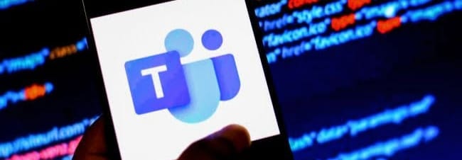 Registran caída de Outlook y Teams