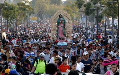 Acuden a ver a «Lupita»