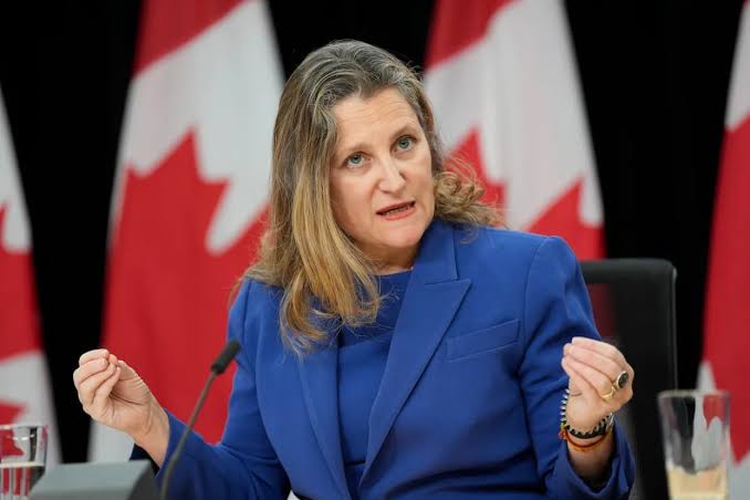 Dimite viceprimer ministra de Canadá