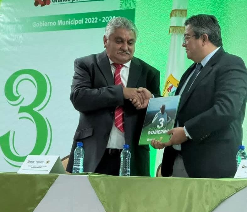 Rinde Mario Cruz Gutiérrez su último informe