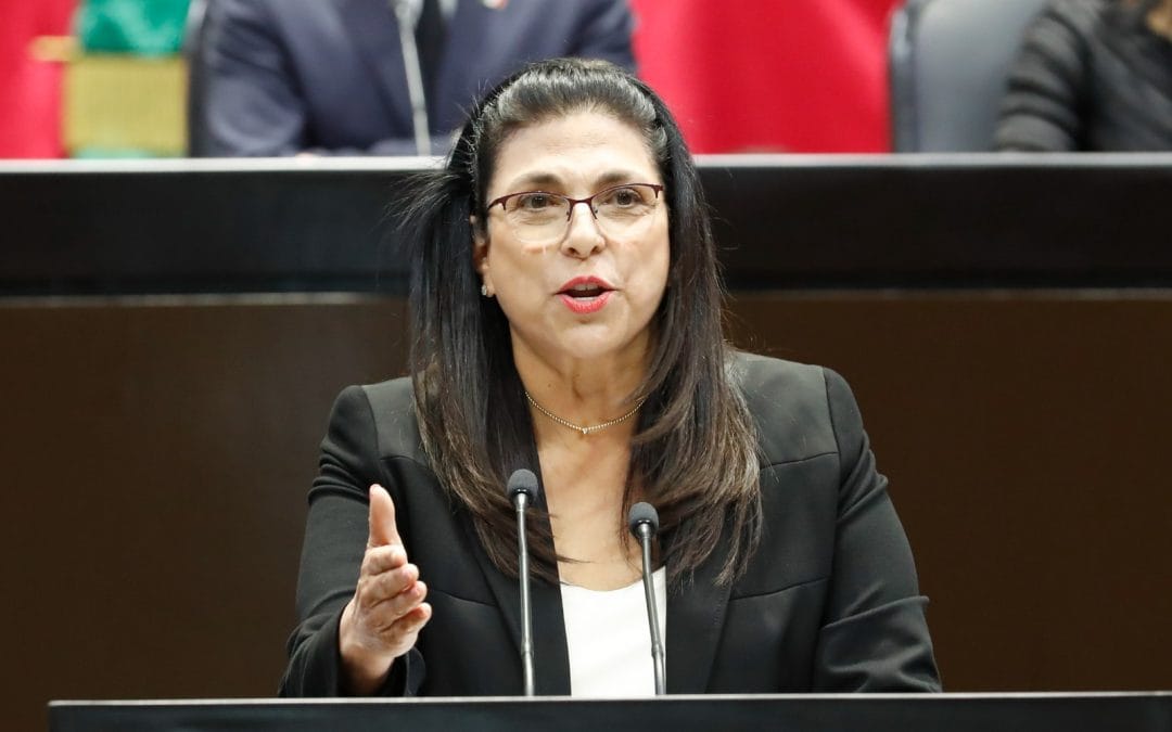 Proponen reformar ley para apoyar a madres sin seguridad social