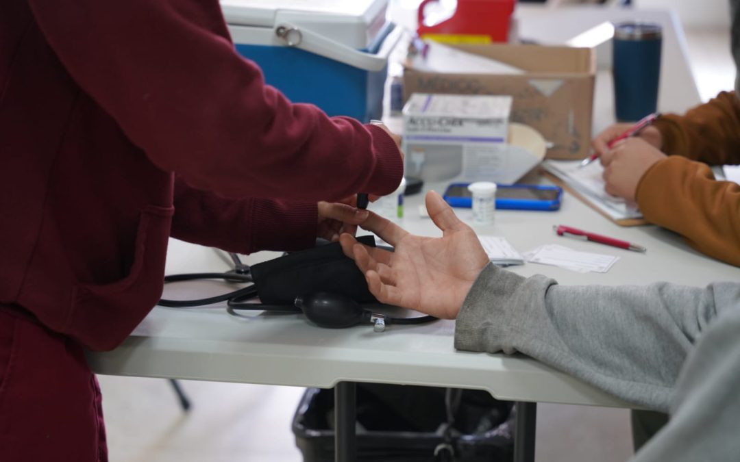 Impulsa gobierno municipal detección oportuna de hipertensión y glucosa