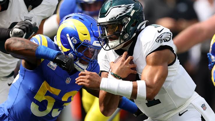 Se enfrentan Rams y Eagles en ronda divisional