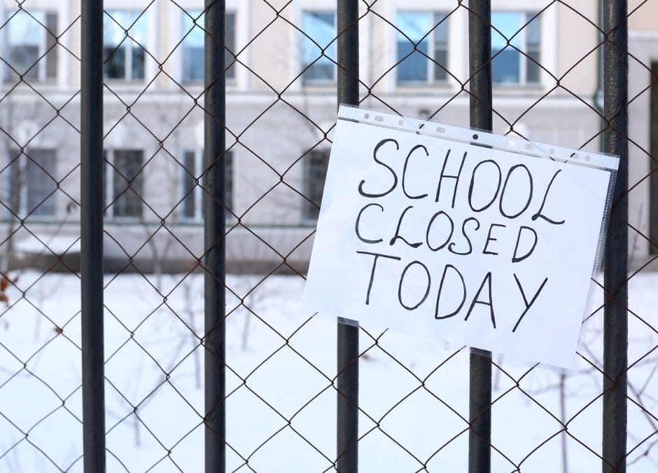 Cancelan clases el martes en Bexar por frio