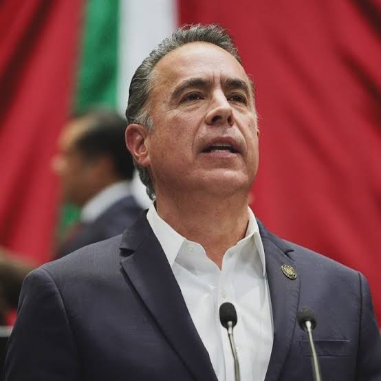 Exige Anaya Llamas solución al desabasto de medicamentos