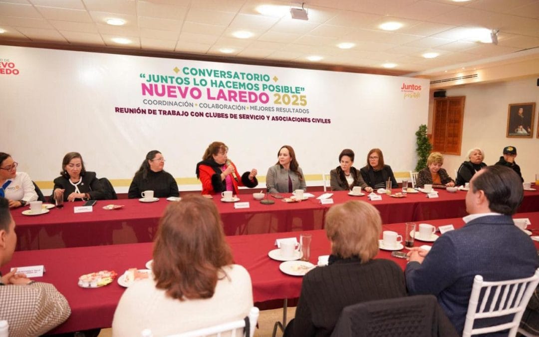 Refrendan compromiso con asociaciones civiles y de servicio