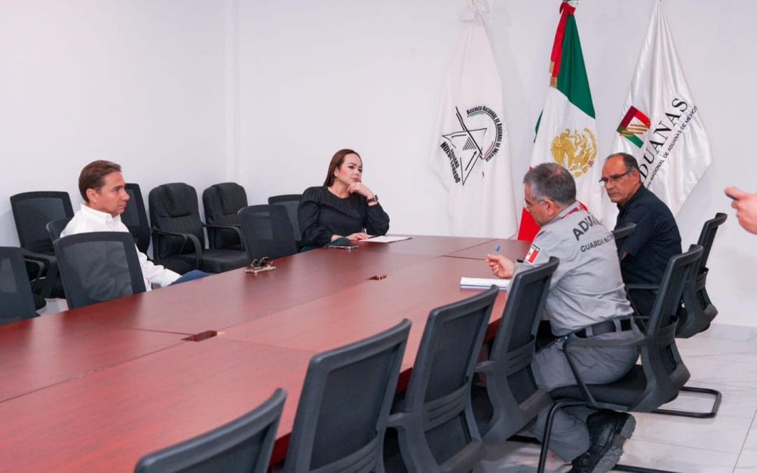 Atiende Alcaldesa Carmen Lilia Canturosas problematica de aduana en puentes internacionales