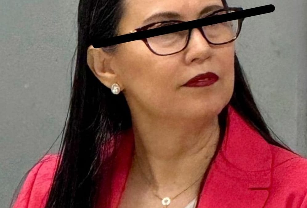 Vinculan a proceso a contralora del sexenio panista