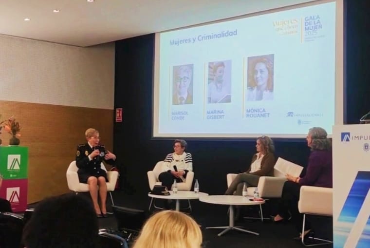 Alicante celebra la Gala de la Mujer 2024 destacando el liderazgo femenino