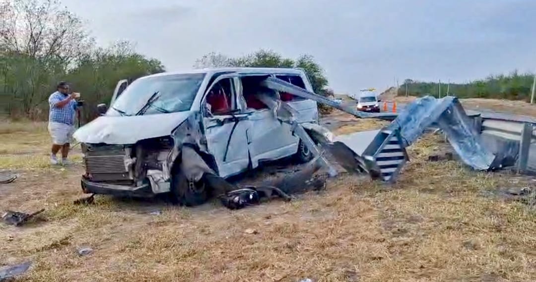 Sobreviven religiosas a fuerte accidente