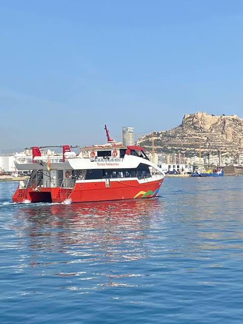 Impulsa Cruceros Kontiki el turismo marítimo en Alicante con experiencias únicas