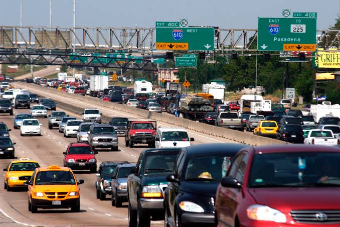 Texas acelera… y se traba: cuatro ciudades entre las más congestionadas de Estados Unidos
