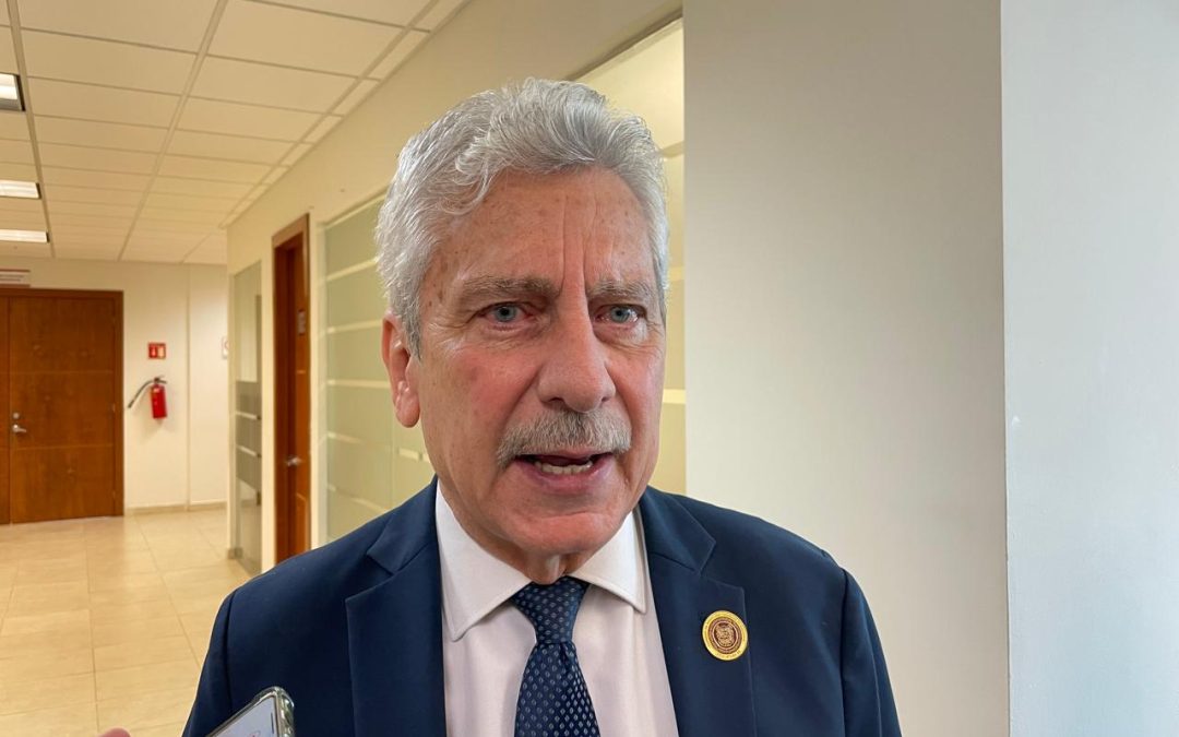 Propone Zertuche regular peso de mochilas escolares en Tamaulipas