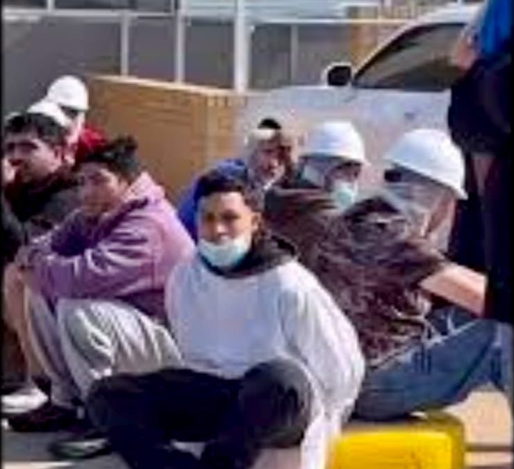 Arremete ICE con redada masiva en Omaha; más de cien personas detenidas en plantas procesadoras