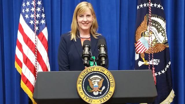 Sacude a Minnesota asesinato de exlegisladora en ataque político selectivo