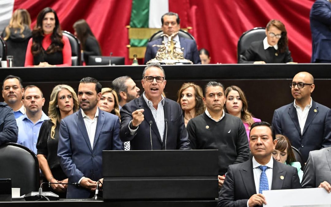 Denuncia Guillermo Anaya Llamas militarización de la Guardia Nacional y alerta sobre la “Ley Espía”