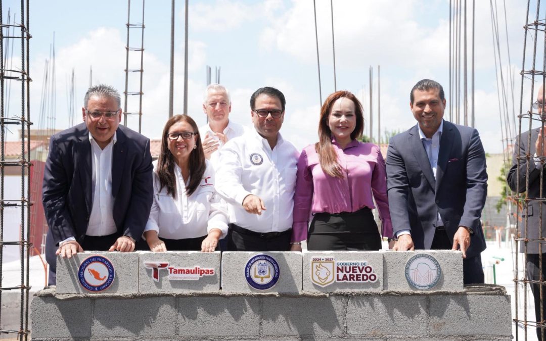 Colocan primera piedra del Colegio de Notarios; se integran al desarrollo de Nuevo Laredo