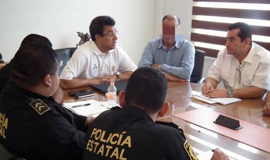 Detienen a exfuncionarios de Seguridad Pública en Campeche por presunto desvío millonario