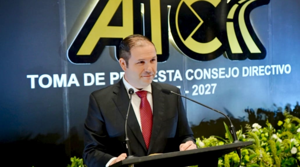 Asume Pedro Lozano presidencia de ATC con visión de unidad y crecimiento