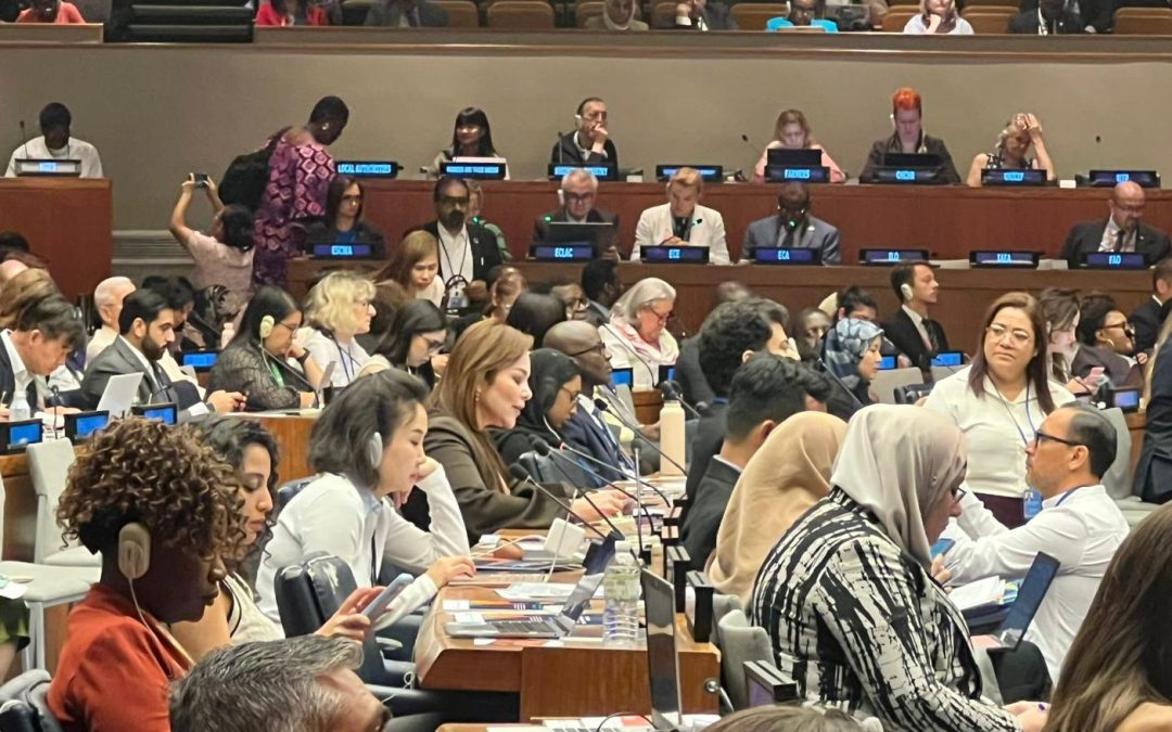 Presenta alcaldesa modelo global en la ONU