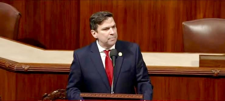 Recrudece la batalla electoral en Texas: González, en la mira del rediseño de distritos