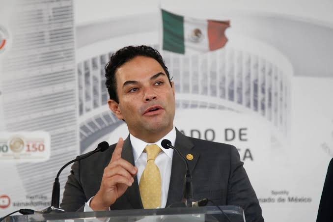 Impulsará senador Enrique Vargas foros para replantear la infraestructura aérea del país