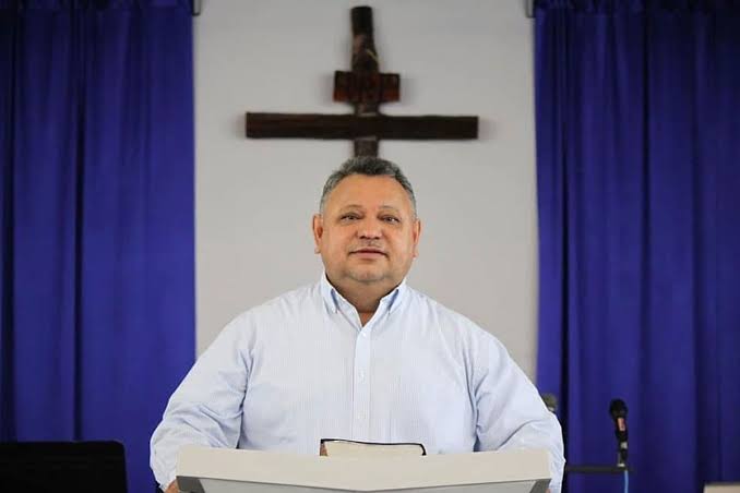 Detiene ICE a pastor hondureño en Maryland tras 24 años de residencia