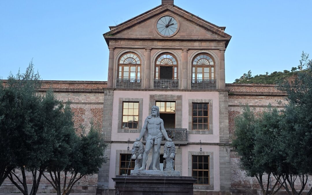 Explora Hércules: sabor, historia y cerveza artesanal en el corazón de Querétaro