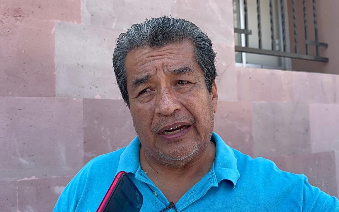 Llaman a maestros a no exagerar en lista de útiles escolares