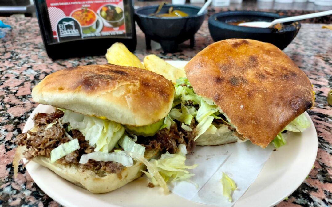 Los Muy Neolaredenses Lonches de Ternera