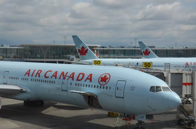 Reanuda Air Canada operaciones tras huelga de sobrecargos