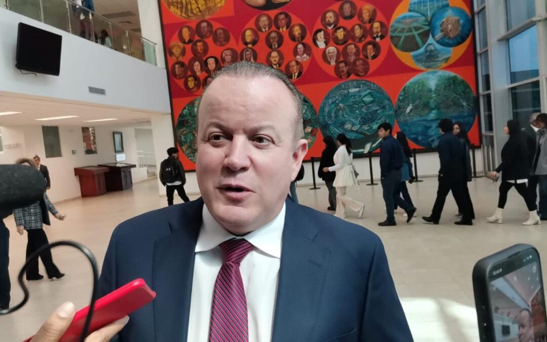 Señalan uso de factureras vinculadas a hermanos Carmona durante gestión de Cabeza de Vaca