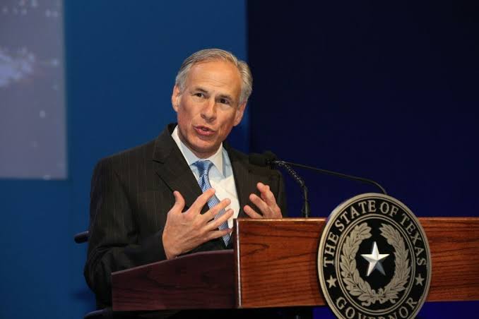 Firma Abbott ley de nuevos distritos electorales en Texas