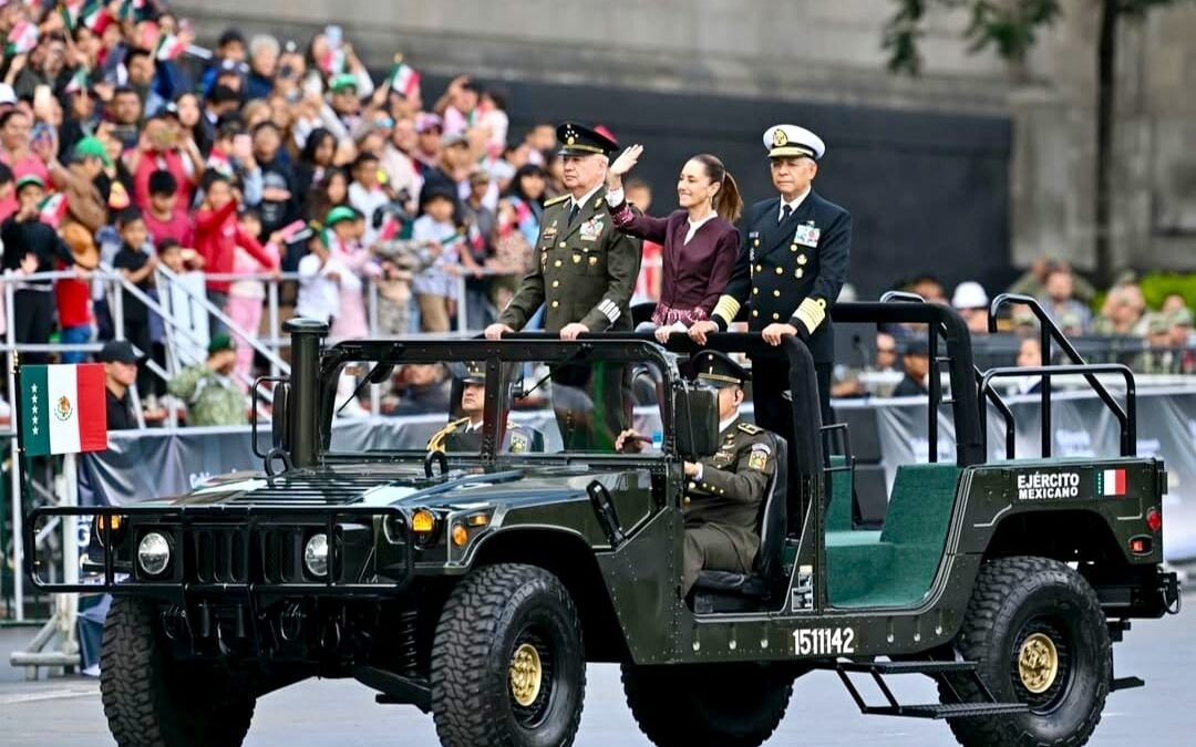 Encabeza Sheinbaum histórico Desfile por la Independencia de México