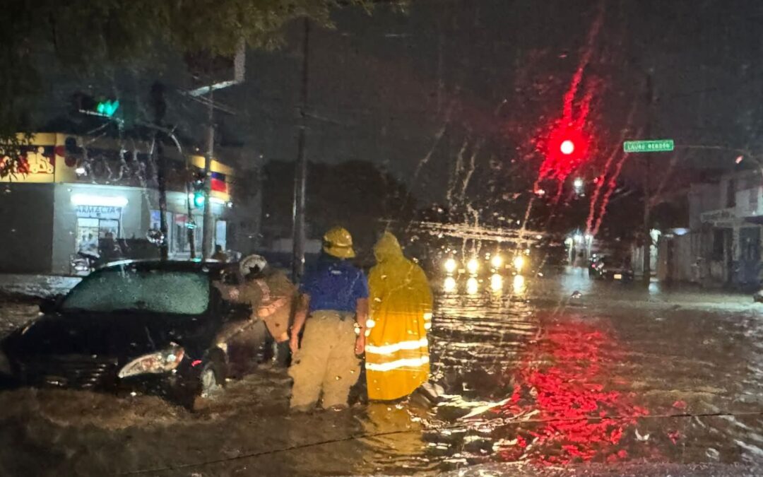 Trastornan lluvias a Ciudad Victoria