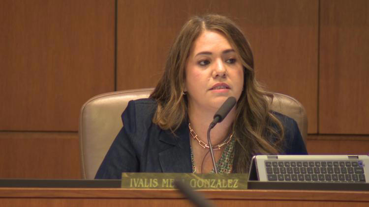 Inhabilitan a concejal de San Antonio por conducir ebria