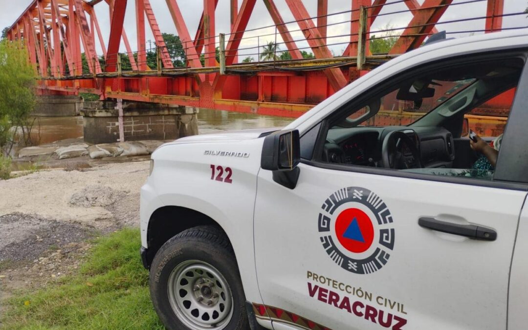 Devastan lluvias a Veracruz; alertan que seguirá el temporal