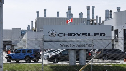 Arrebata EEUU producción automotriz a Canadá