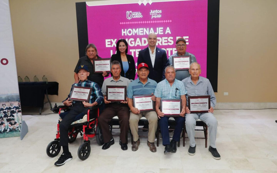 Rinde Gobierno Municipal homenaje a los campeones históricos de los Tecolotes