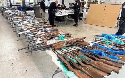 Detienen a padre e hijo con arsenal en Puente Internacional II