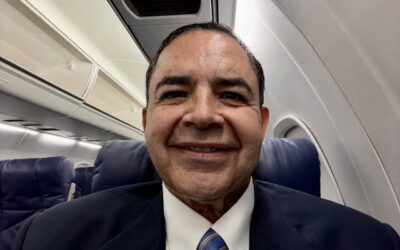 Defiende Henry Cuéllar rutas aéreas ante Estados Unidos