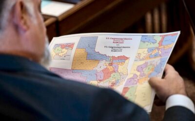 Bloquea juez nuevo mapa electoral de Texas