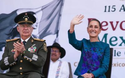 Realizan Desfile de la Revolución Mexicana con llamado presidencial a la paz