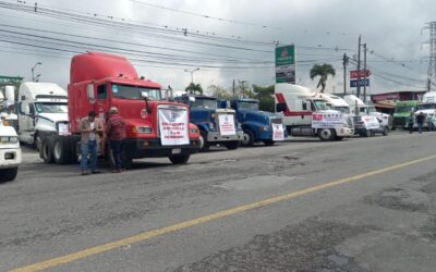 Confirman transportistas megabloqueo nacional para el 24 de noviembre